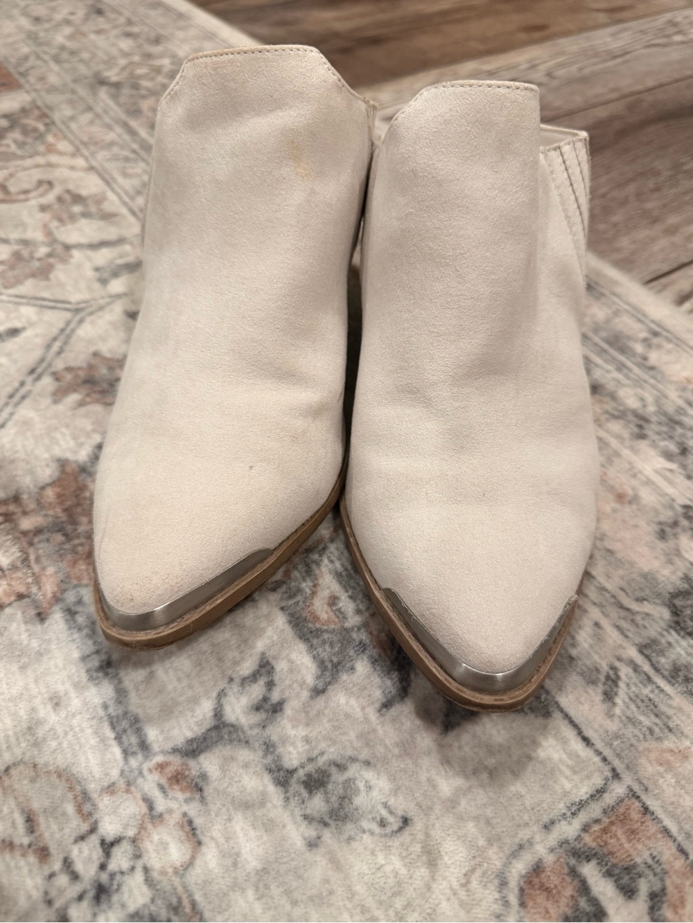 Wonderly Cream Suede Pointed Toe Mules with Metallic Toe Cap